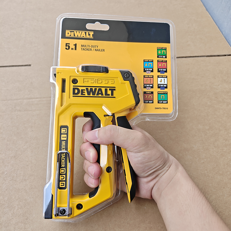 DeWALT DWHT0-TR510 5-w-1 Ręczn – Stapler Heavy Duty recenzja i cena